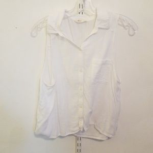 Soft collared pocket tank